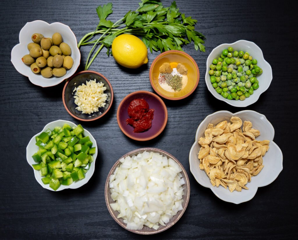 ingredients of arroz con pollo